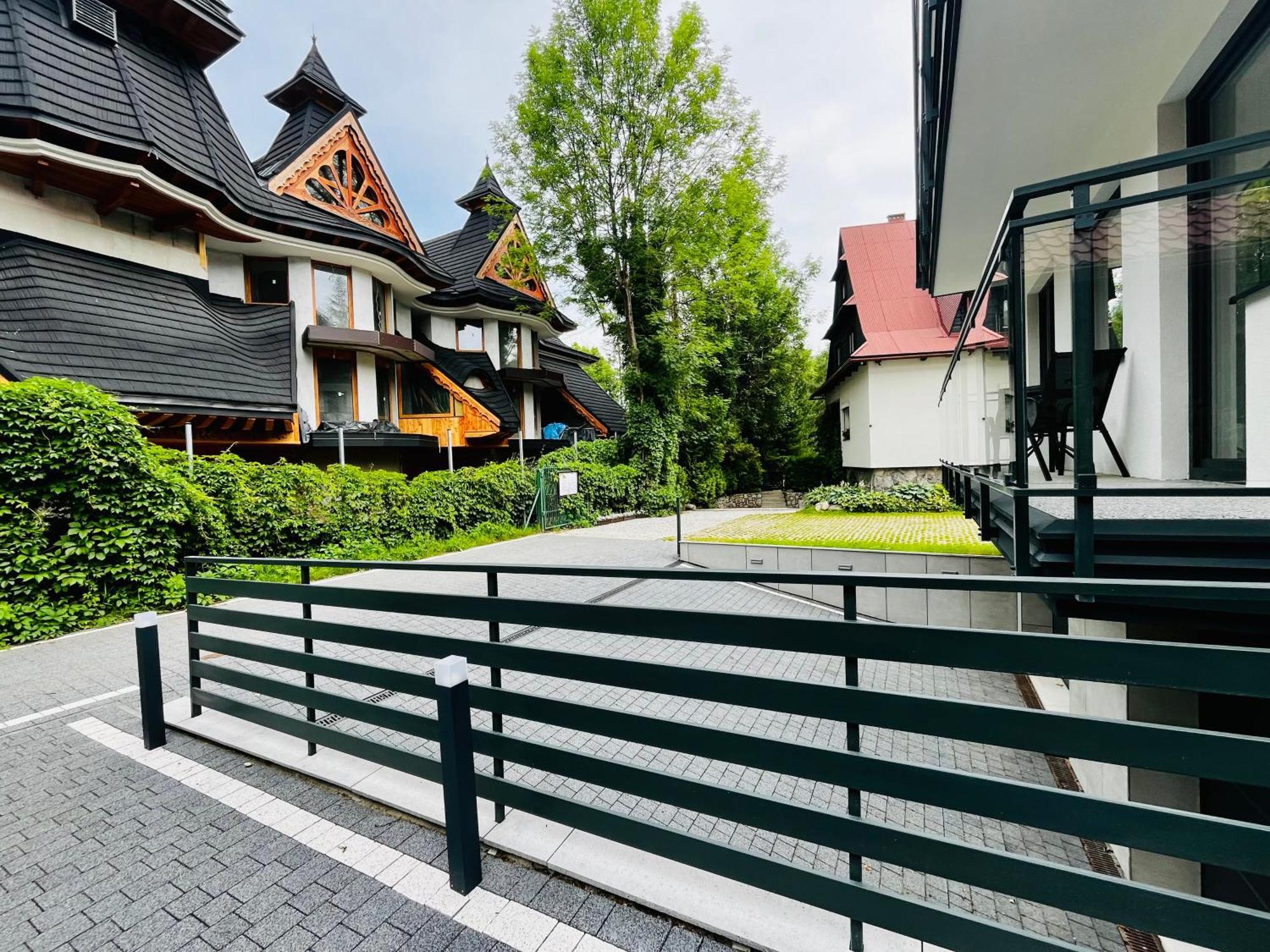 Apartamenty W Centrum Gorski Krysztal Закопане Экстерьер фото